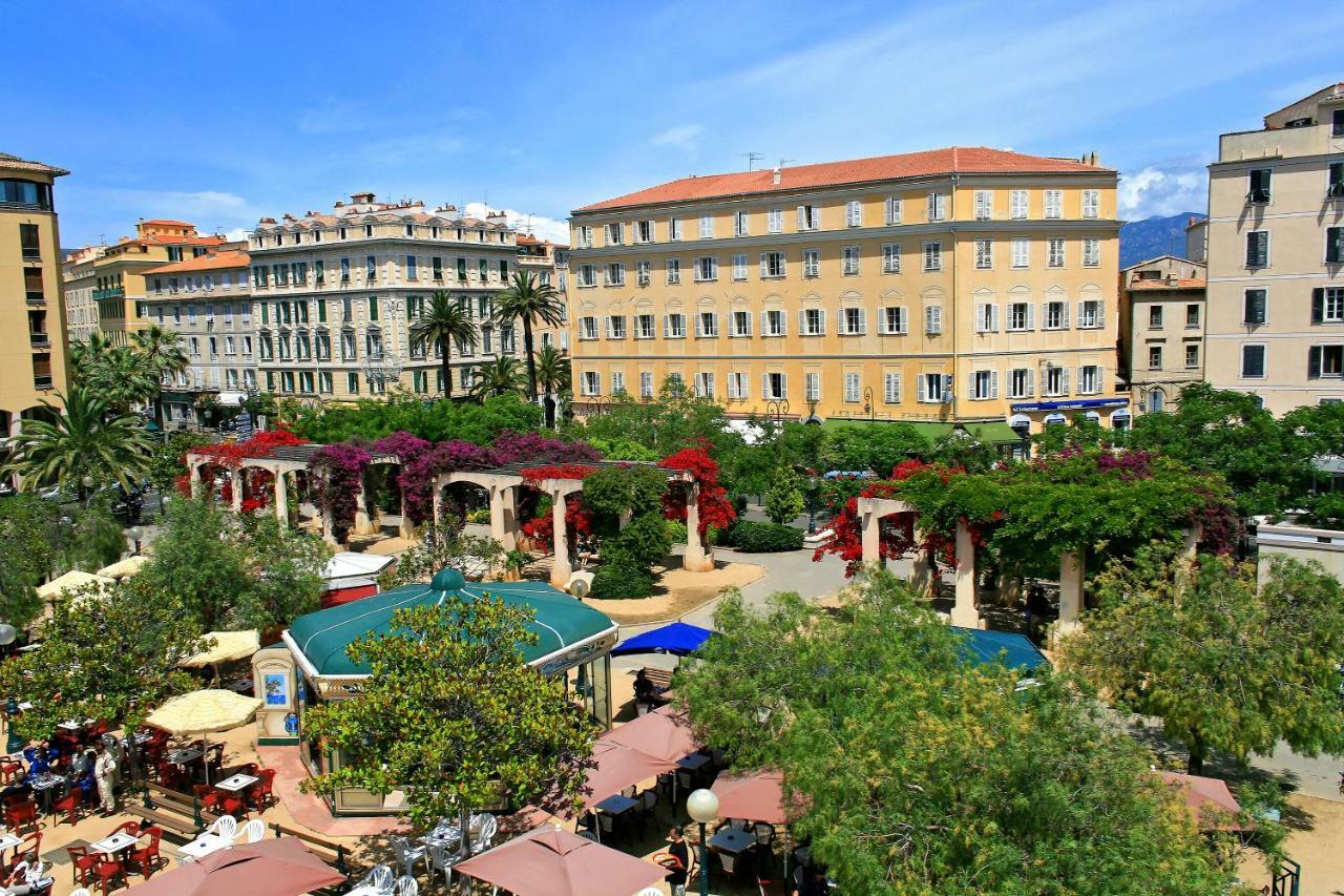 F3 - Standing Centre Ville Calme Et Climatise 阿雅克肖 外观 照片