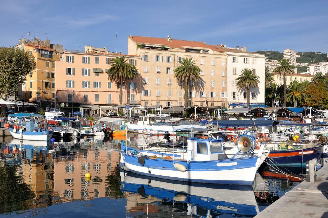 F3 - Standing Centre Ville Calme Et Climatise 阿雅克肖 外观 照片